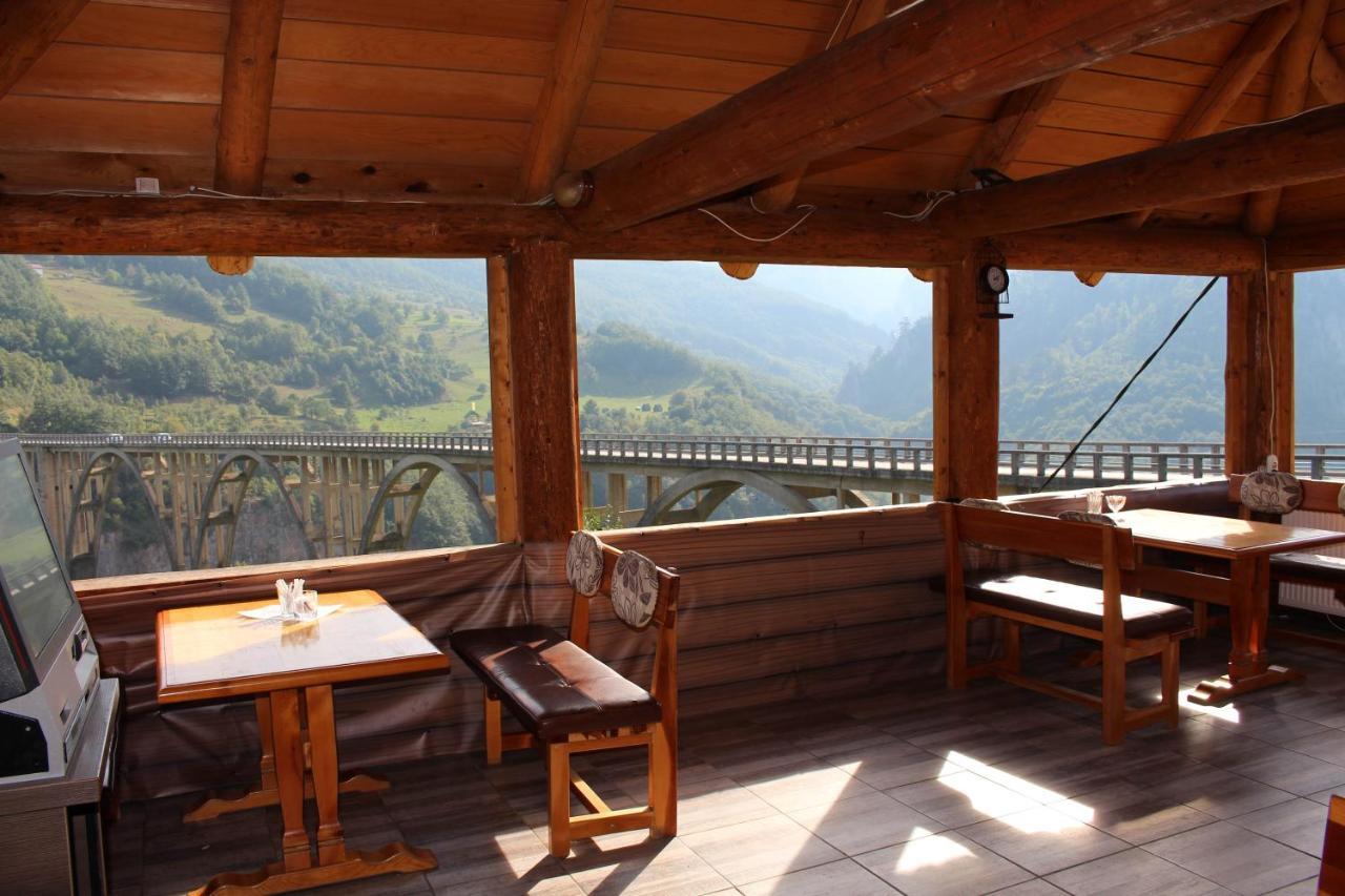 Tara Bridge Castle Hotel Zabljak  Ngoại thất bức ảnh