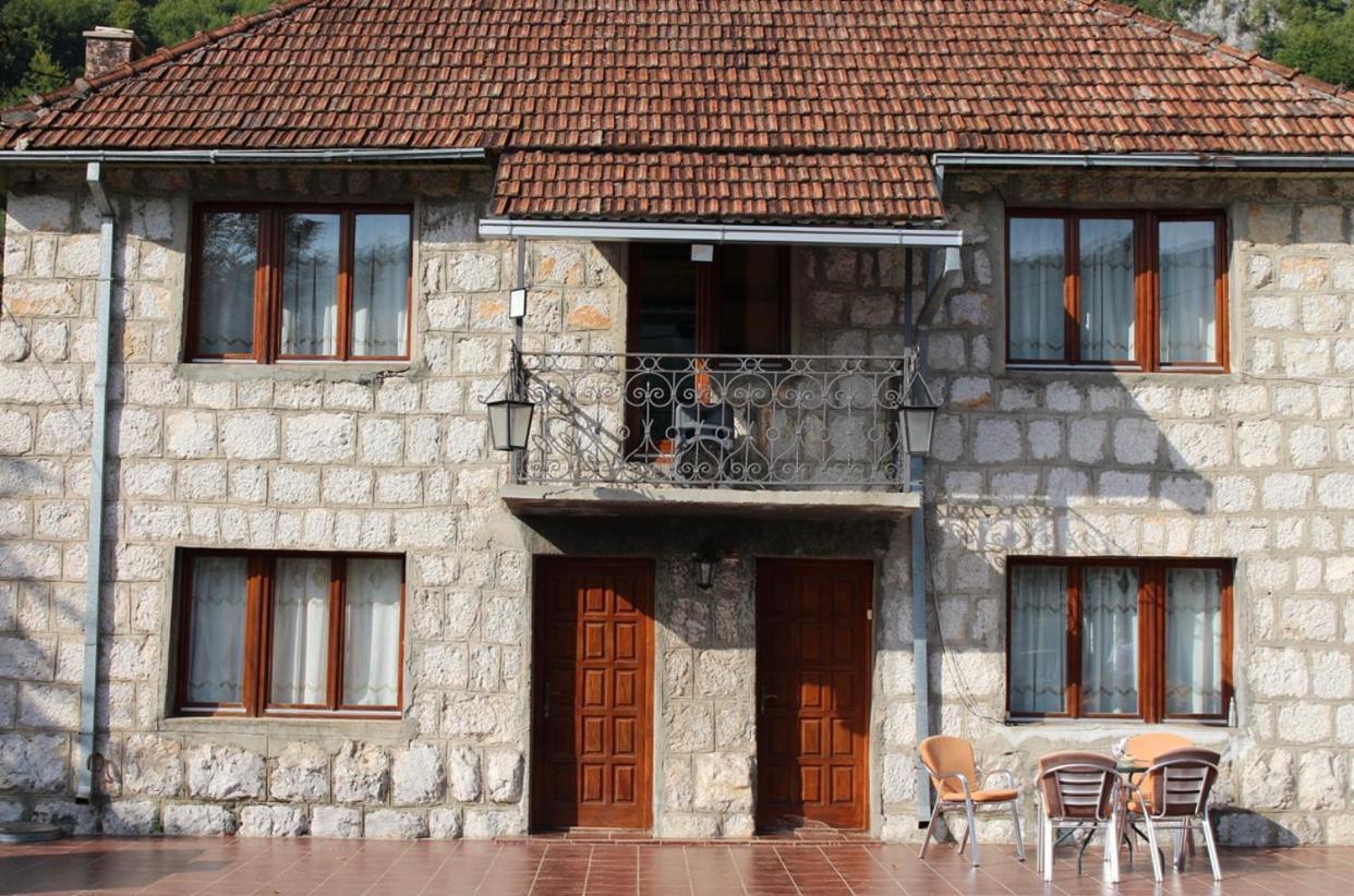 Tara Bridge Castle Hotel Zabljak  Ngoại thất bức ảnh