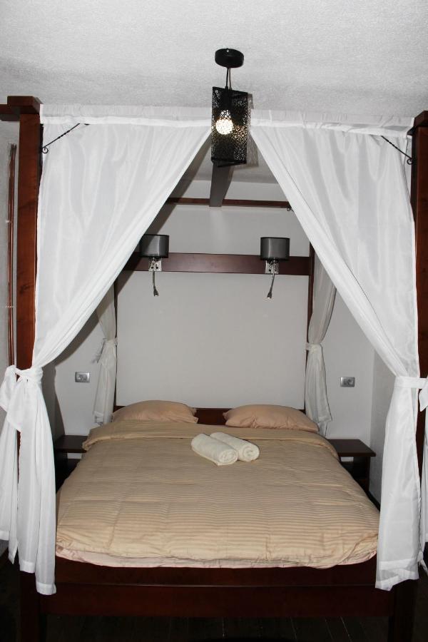 Tara Bridge Castle Hotel Zabljak  Ngoại thất bức ảnh
